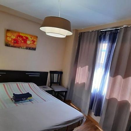 Apartamentos Con Patio لقنت المظهر الخارجي الصورة